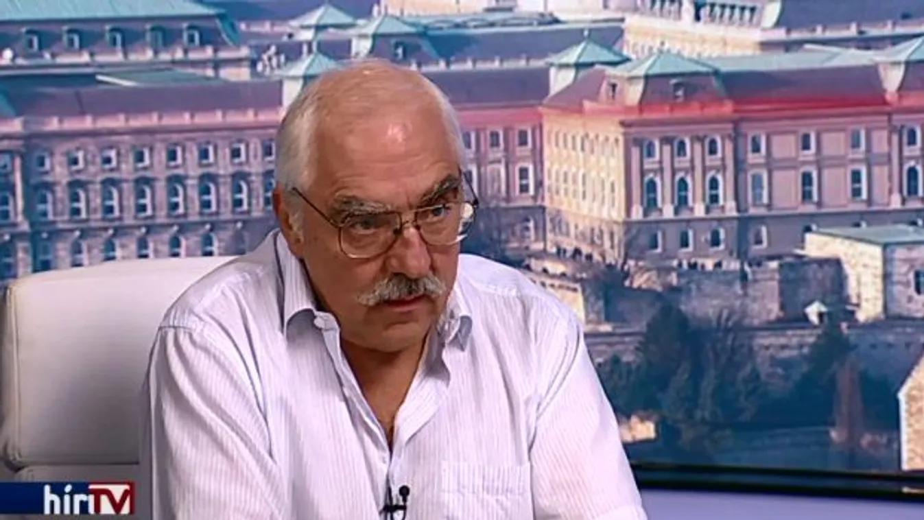 Bokros: Amíg anyázzák egymást, nem lesz kormányváltás