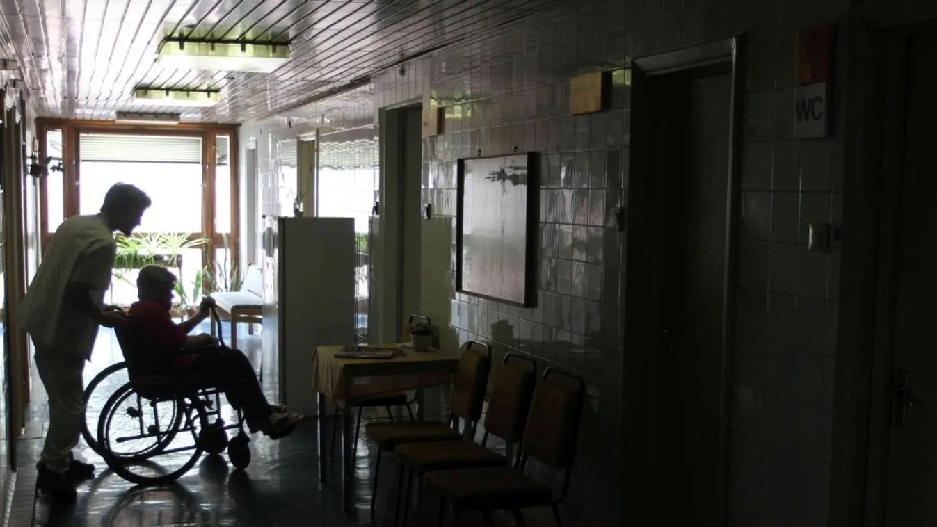 Tologatják – Krónikus osztály helyett szakápolási otthon jöhet