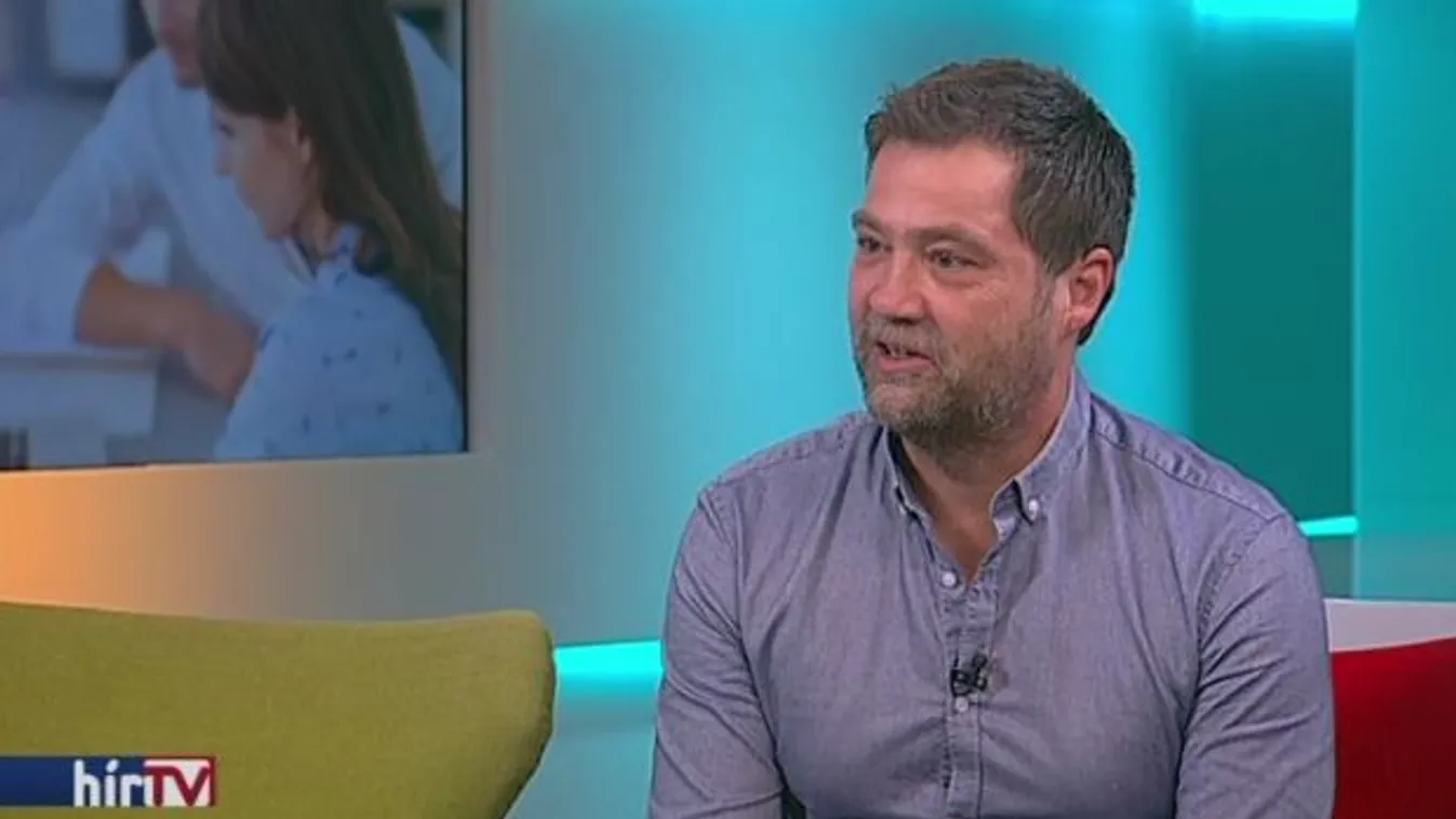 Vezetnek a biztosítók és a kisboltok