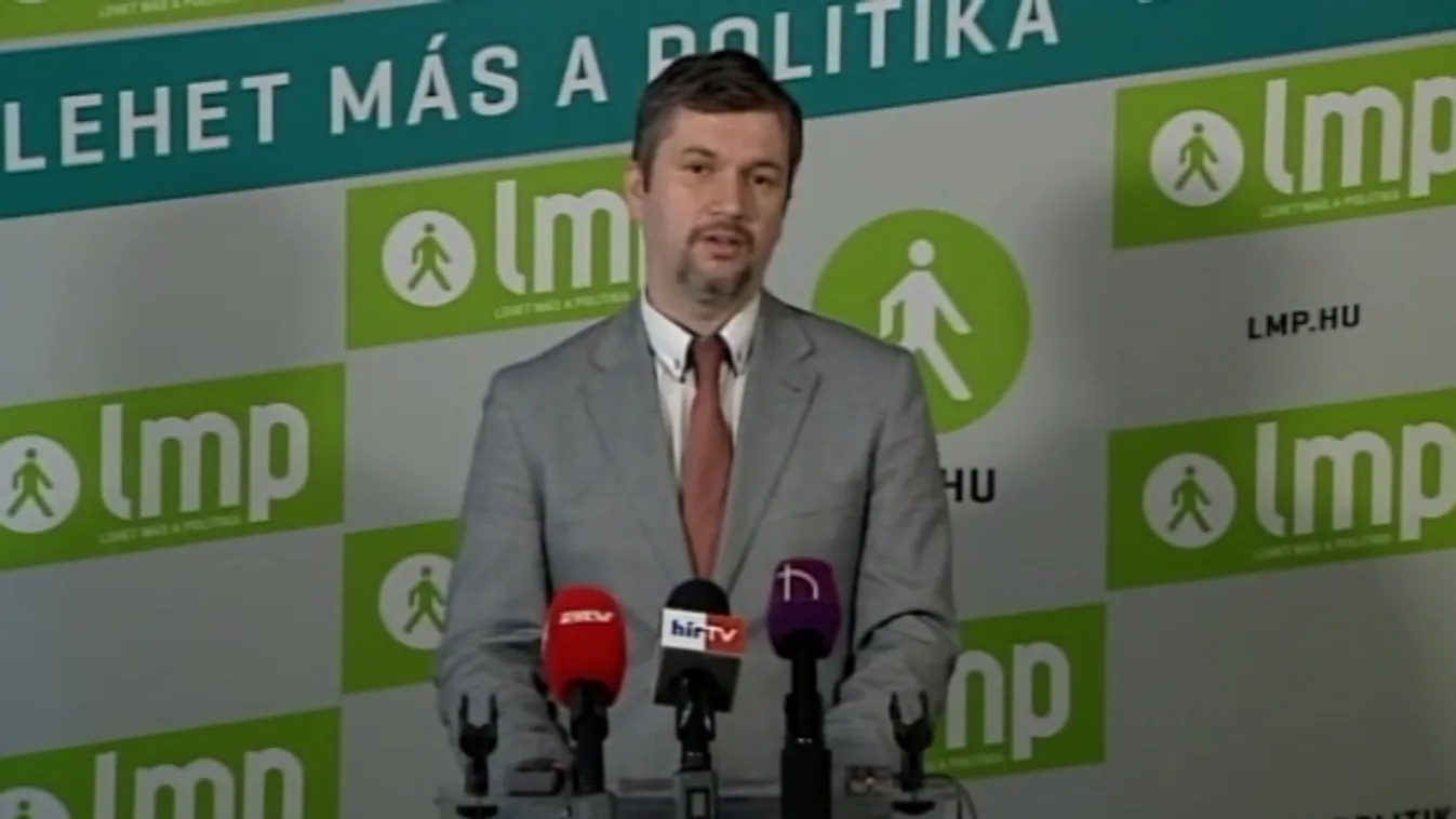 Civilek – Reggeli járat