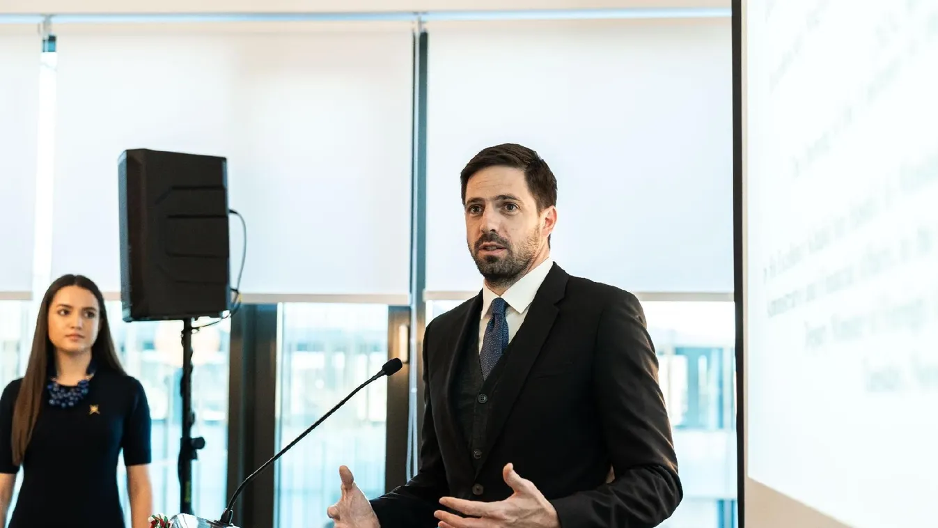 Magyar Levente: "Ma az elmékért és lelkekért folyik a harc”