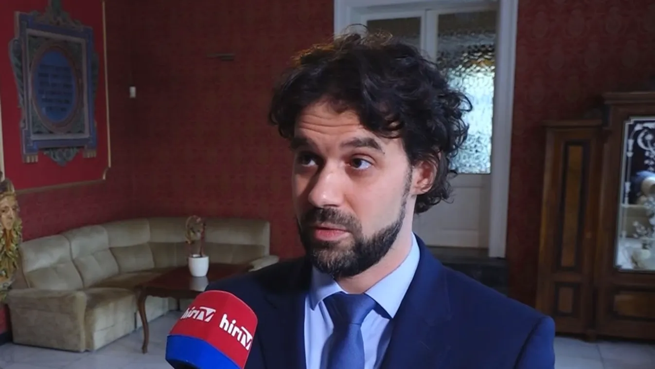 Mozaik - Az Év Ismeretterjesztő Tudósa Kemenesi Gábor lett