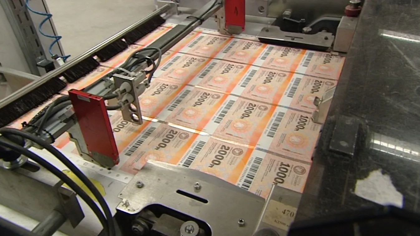 Tagadja a posta, hogy nem kézbesít csomagokat az Erzsébet-utalványok miatt