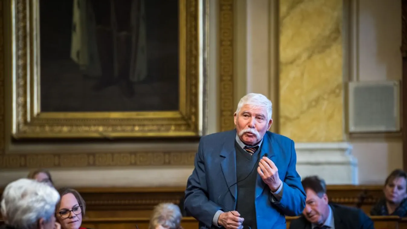 Szexuális zaklatás vádja a vásárhelyi közgyűlésen