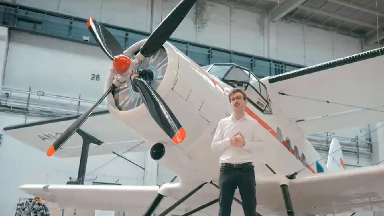 Radar – Mivel menjünk?- kiállítás az Északi Járműjavítóban + videó