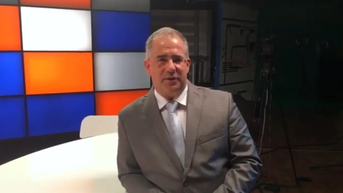 Kósa a Modern városok programról: foci