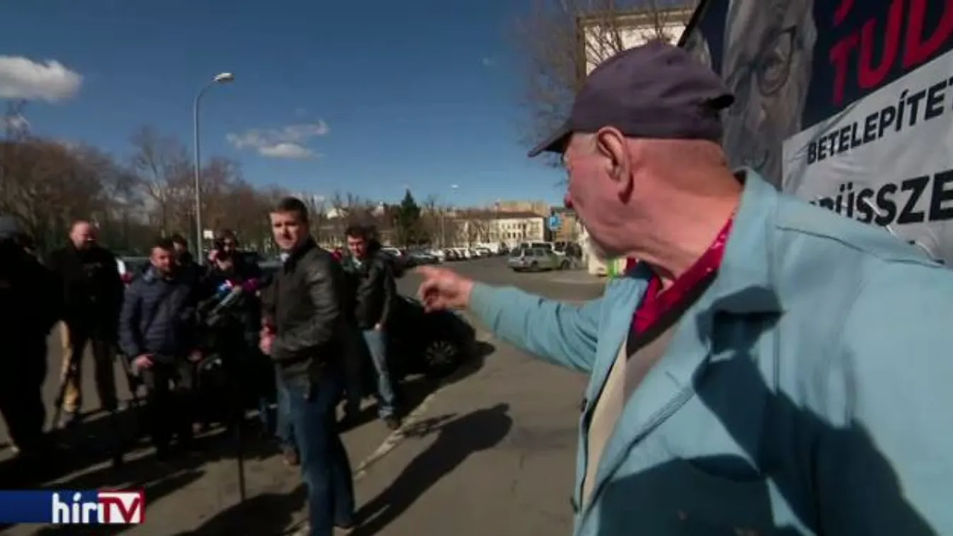 Így osztotta ki egy járókelő Jakab Pétert