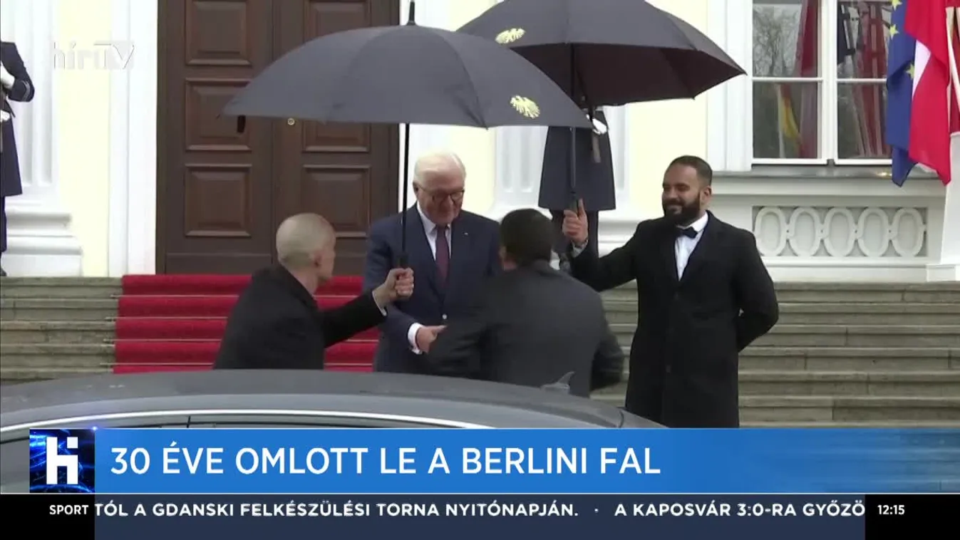 Harminc éve omlott le a berlini fal