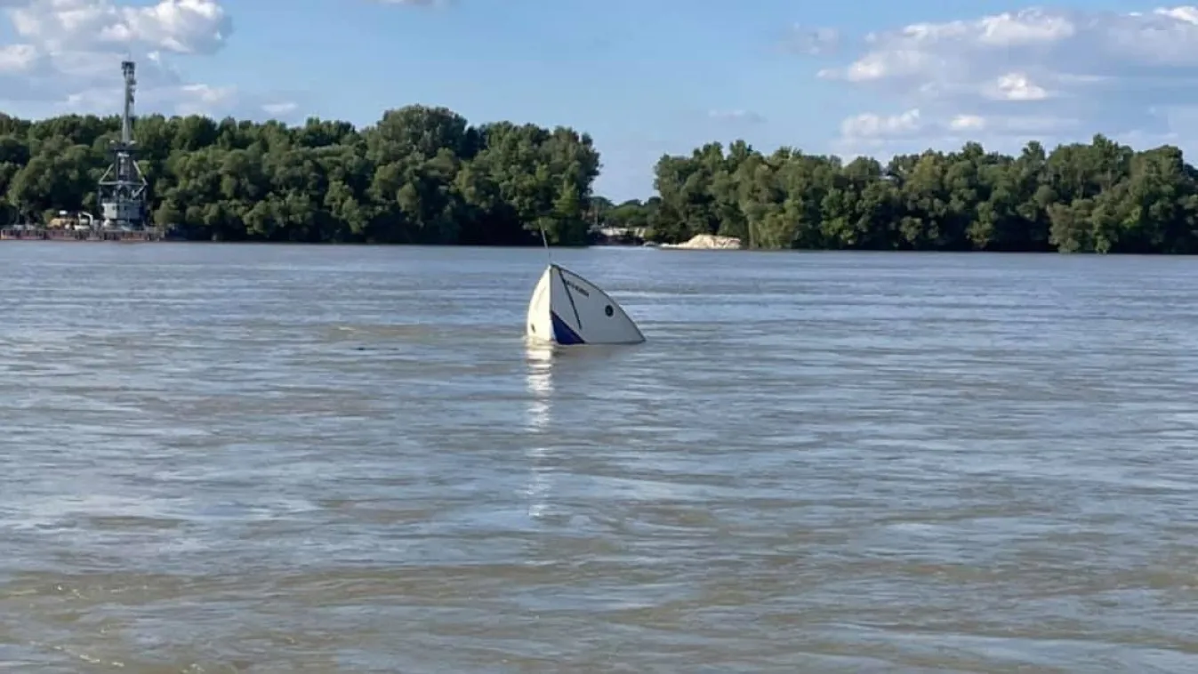 Elsüllyedt egy hajó a Dunán