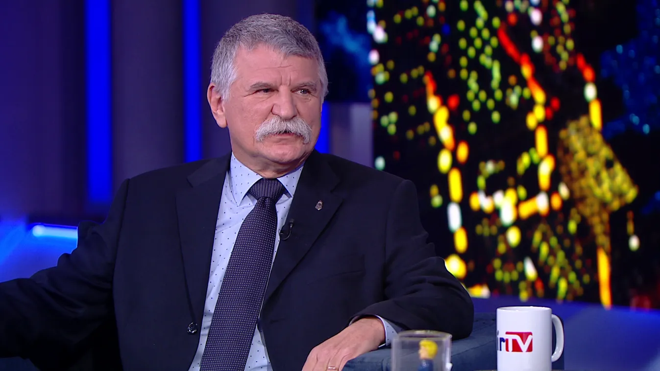 Kövér László színvonaltalan sületlenségnek tartja a Bloomberg vádjait