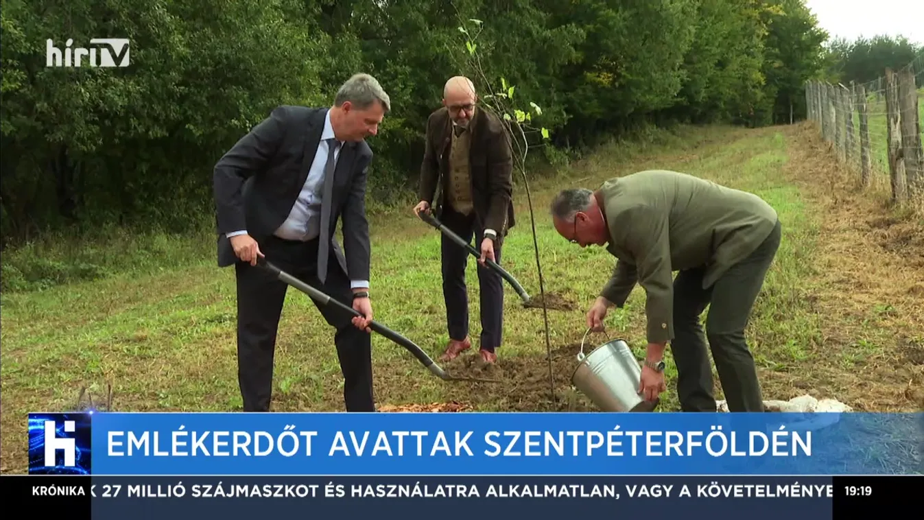 Emlékerdőt avattak Szentpéterföldén