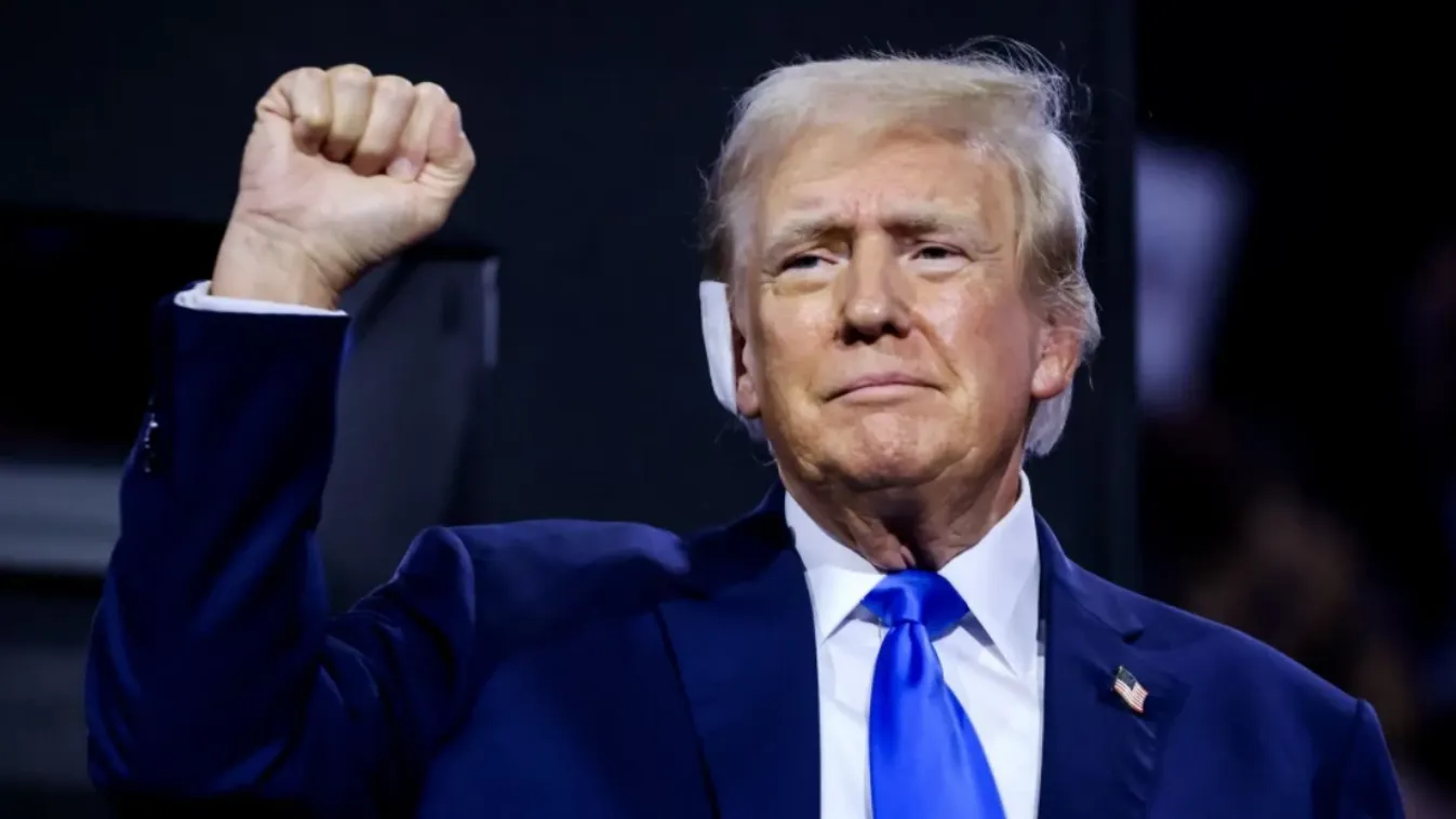 A republikánusok és demokraták közösen szólították fel lemondásra a titkosszolgálat igazgatóját