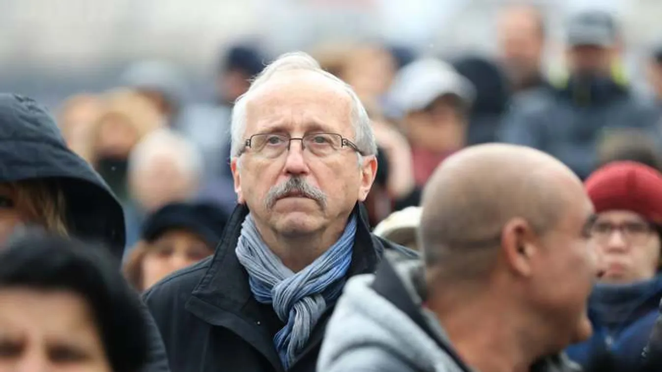 Gyűlöletpolitikát folytatnak Niedermüllerék