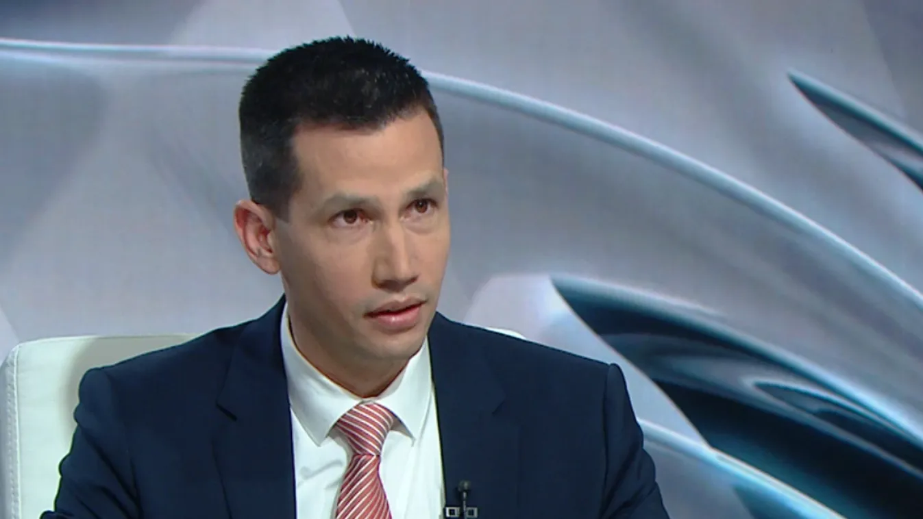 A DK megdicsérte Karácsonyt, hogy bekeményített