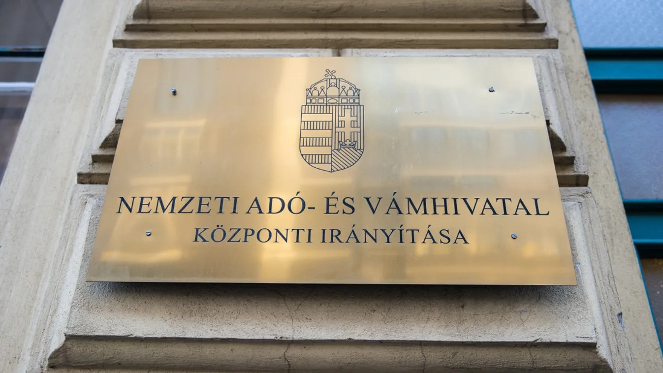 NAV: Hamis karórákat találtak egy bolgár teherautóban