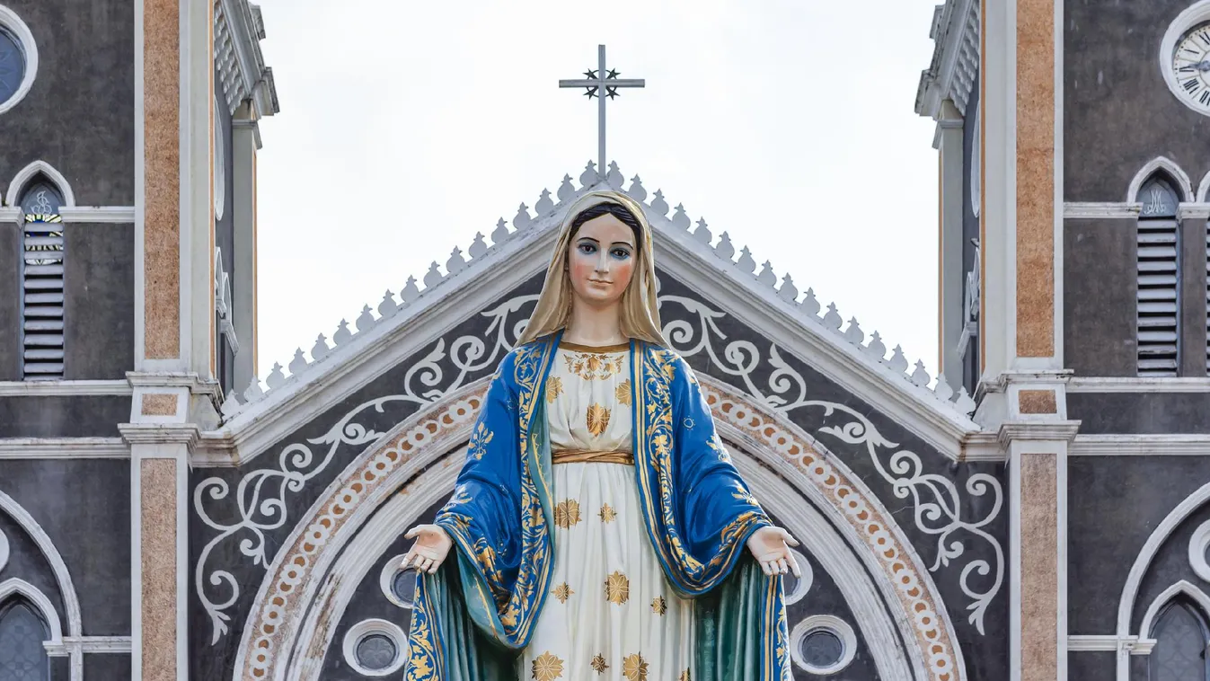 Szűz Máriáról szóló dalok előadásával lehet nevezni egy új tehetségkutatóra