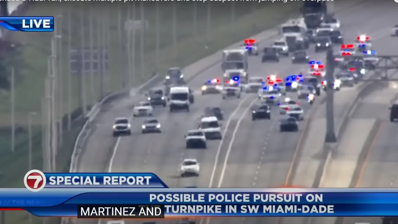 Több tucat rendőrautó üldözött egy lopott furgont a sztrádán + videó