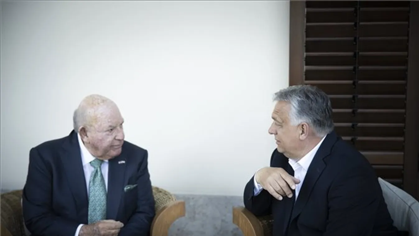 Orbán Viktor David Cornsteinnel tárgyalt