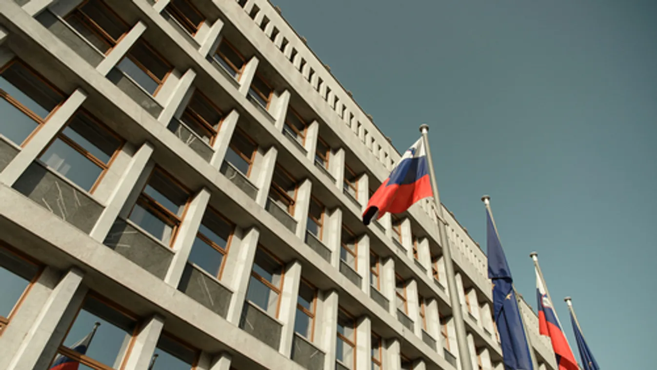 A szlovén parlamentben elbukott a belügyminiszter elleni bizalmatlansági indítvány