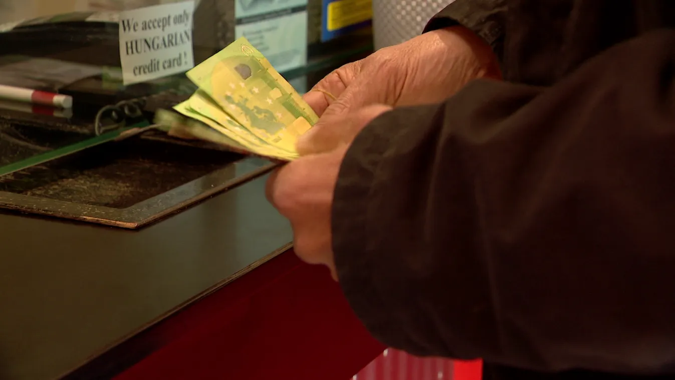 Már nem váltják be a pénzváltók a kunát