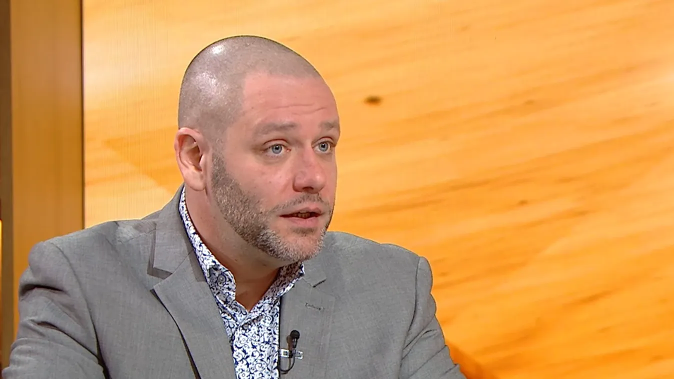 Napindító - Elindult a táborok előfoglalása