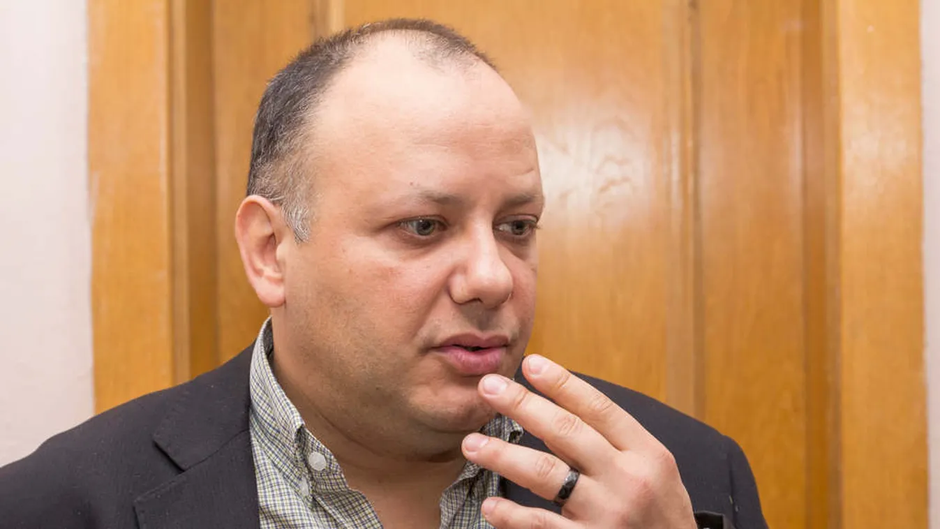 Tovább gyűrűzik a botrány Damu Roland temetése körül: rendőrségi ügy lett belőle