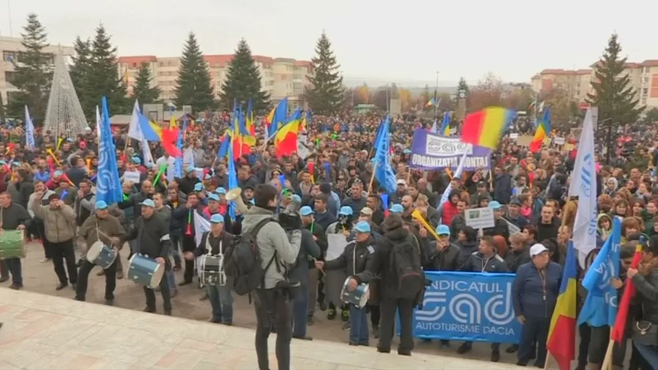 Sztrájkolnak a Dacia dolgozói
