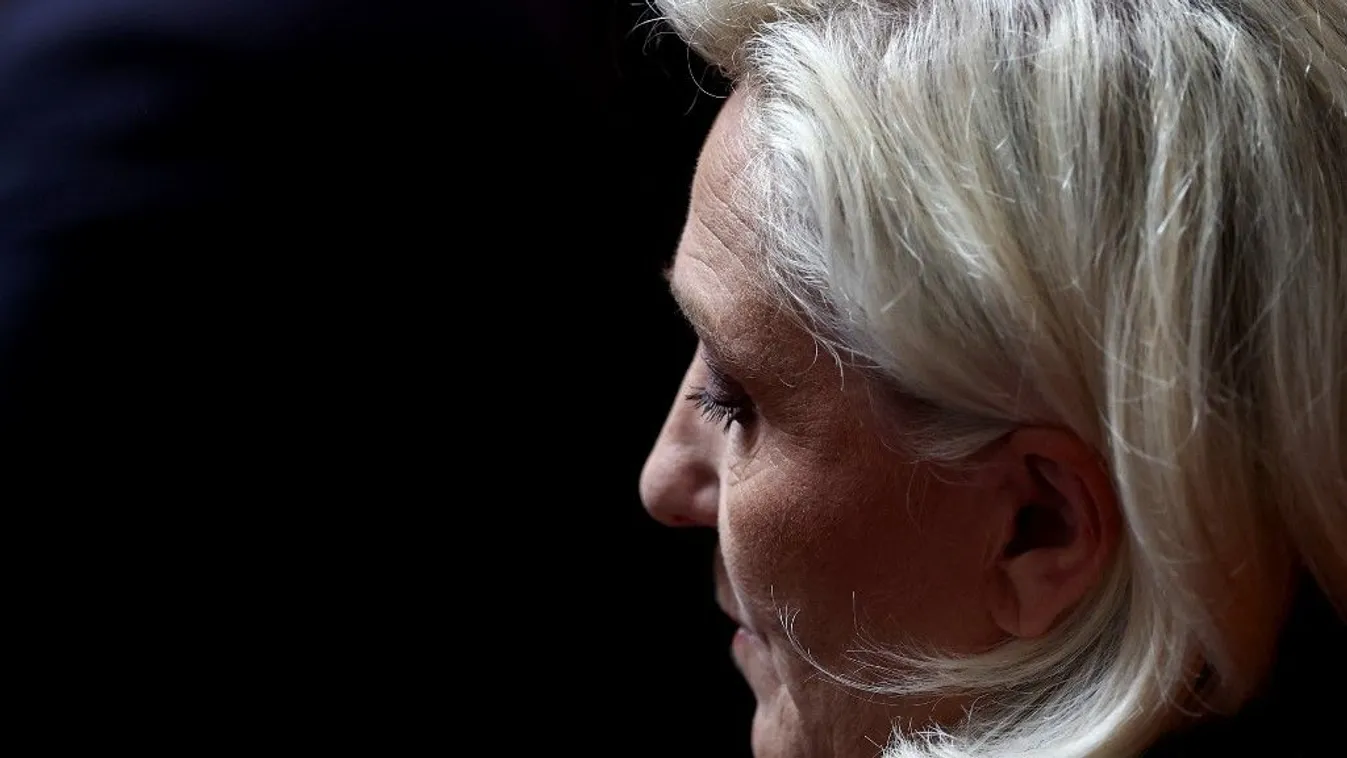 Le Pen Strasbourgba ment: választási tilalma miatt az Emberi Jogok Bíróságához fordult