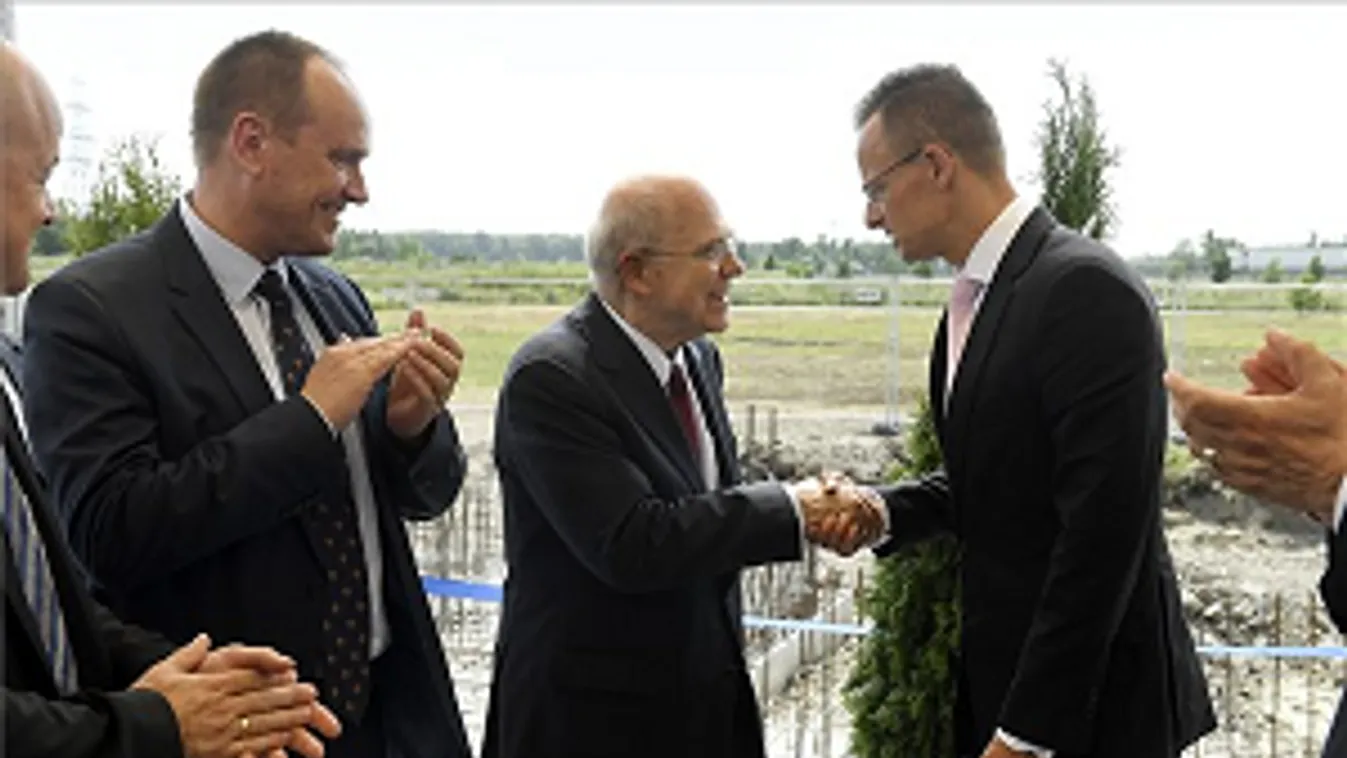 Szijjártó: A kormány hárommilliárd forinttal támogatja az AVL fejlesztési központjának építését