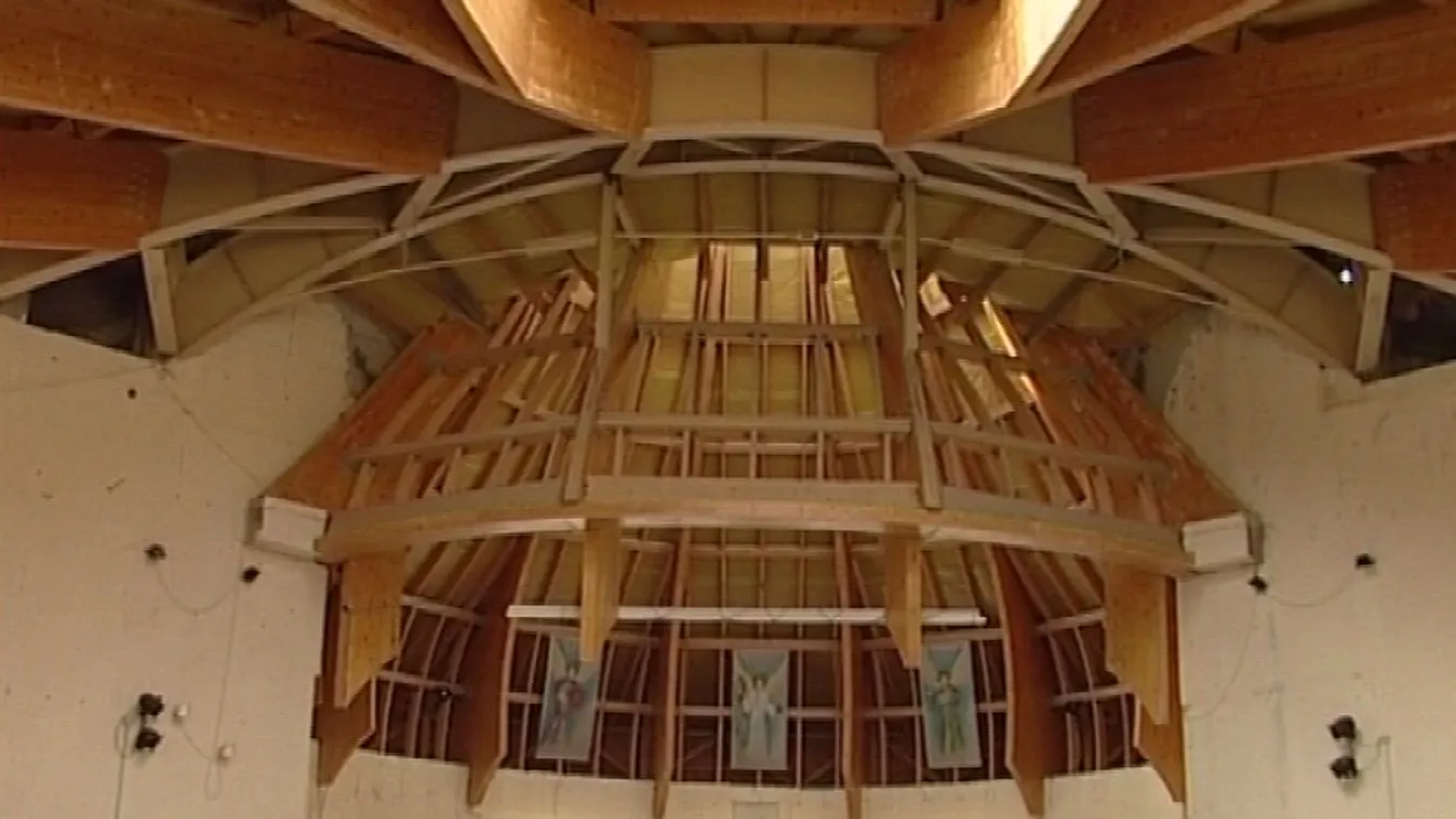 500 milliót szentelnek még Makovecz templomára