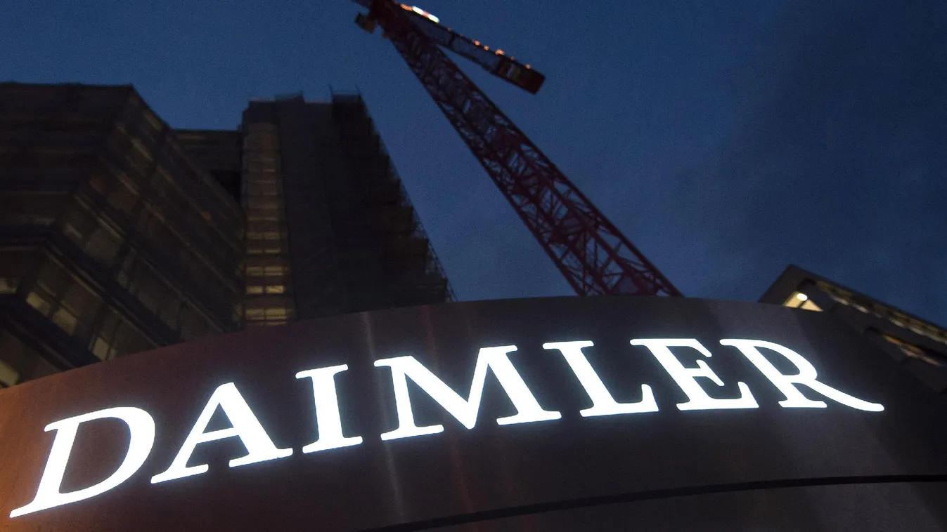 Dízelbotrány: a Daimlert is csalással gyanúsítják
