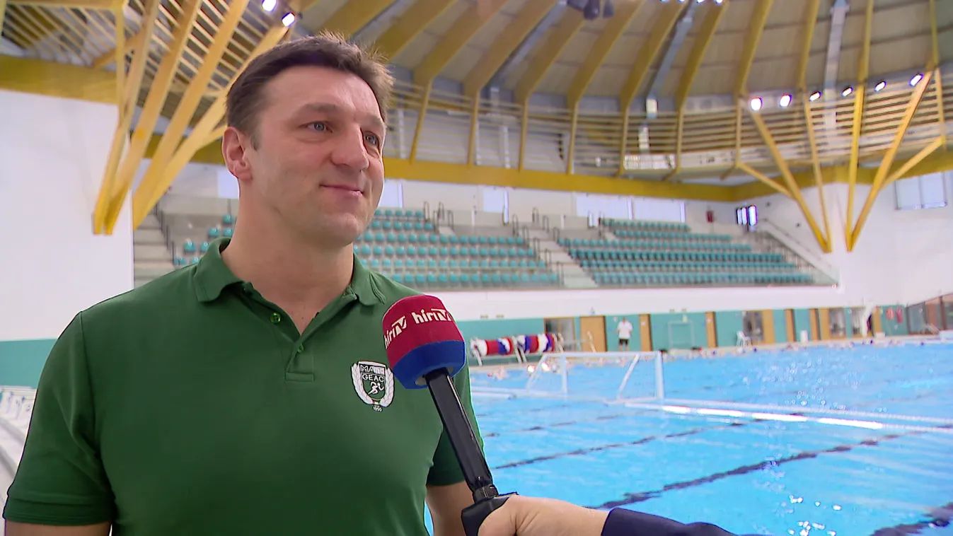 Mozaik - Tele élettel - nagy siker a Mate uszodája