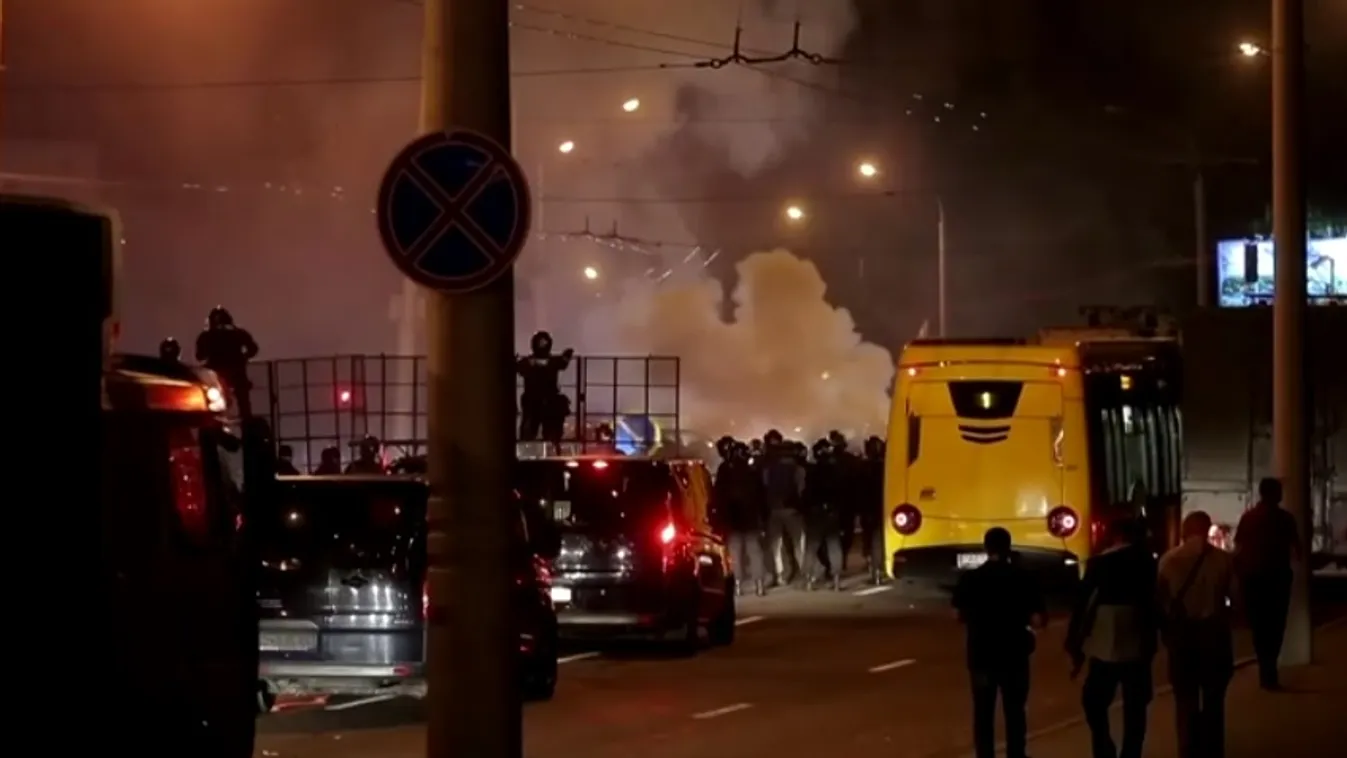 Minszkben rátámadtak a BBC orosz nyelvű szolgálatának újságíróira