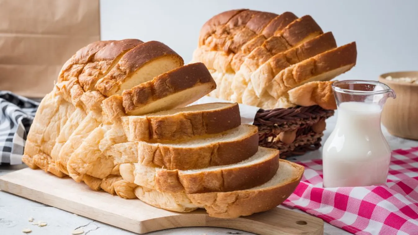 Tejet és kenyeret osztanak 16 borsodi településen