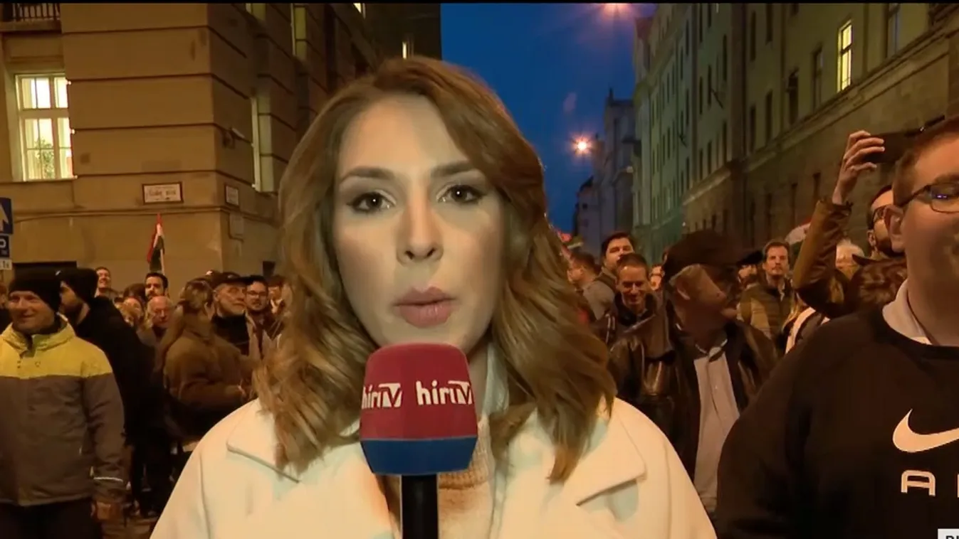 Tüntetést hirdetett Magyar Péter + videó