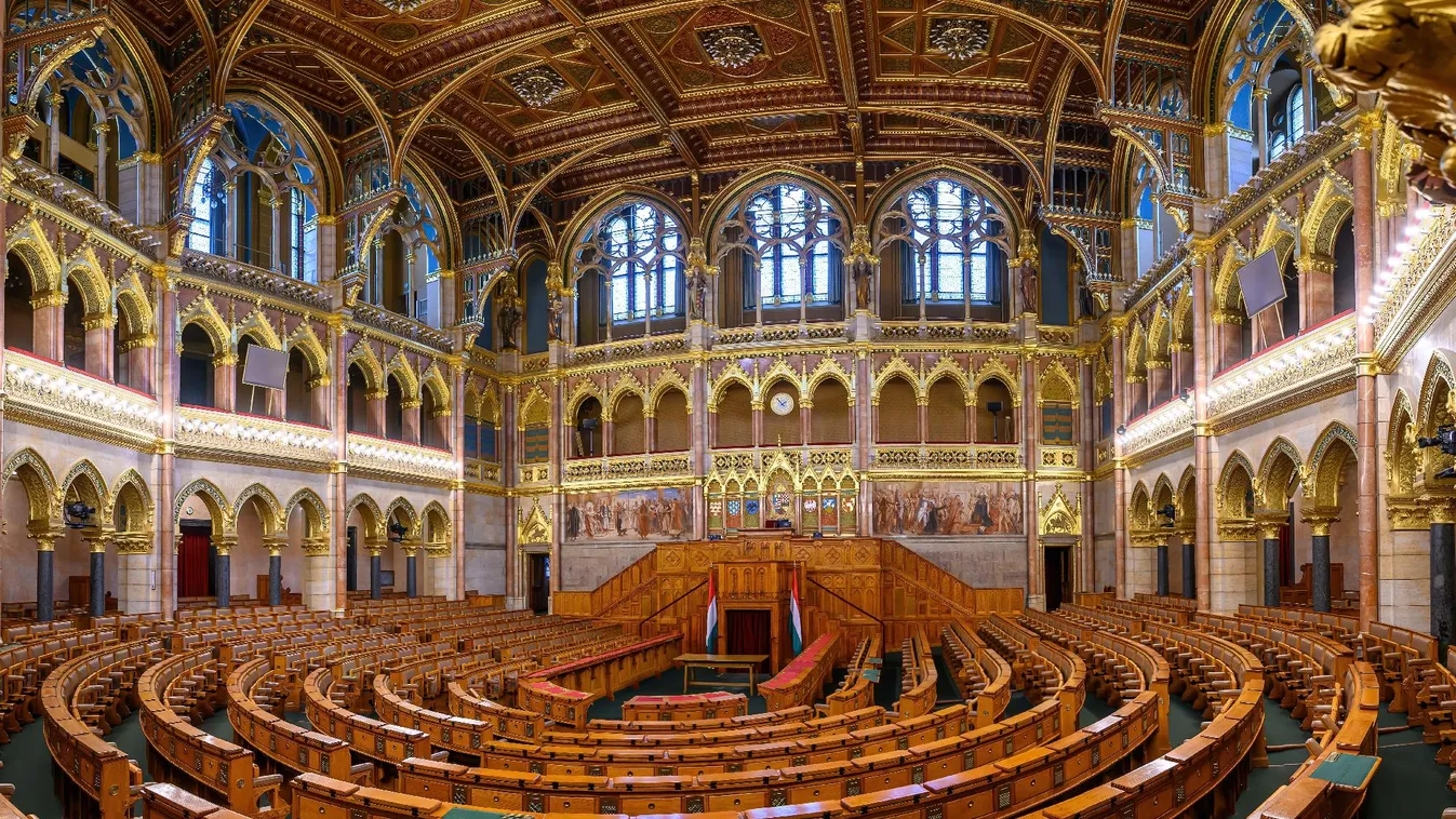 Már reggel 7 órakor elkezdte munkáját kedden a parlament