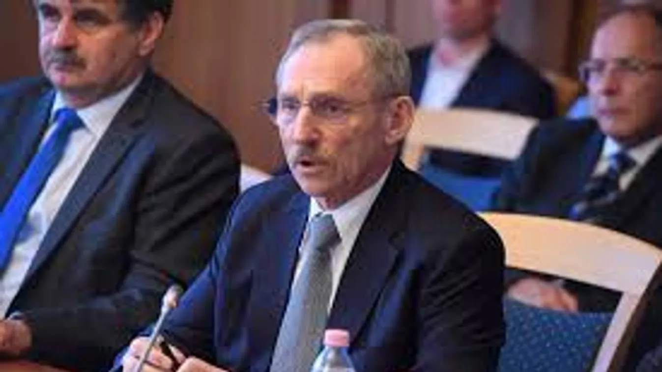 Rendkívüli főkapitányi értekezletet tartott a belügyminiszter