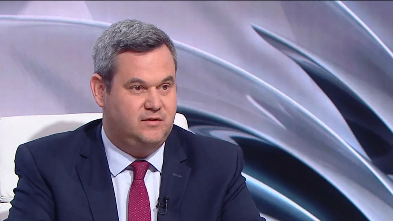 390 ezerről akár 650 ezer forintra is nőhet jövőre egy 20 éve dolgozó ápoló bruttó bére