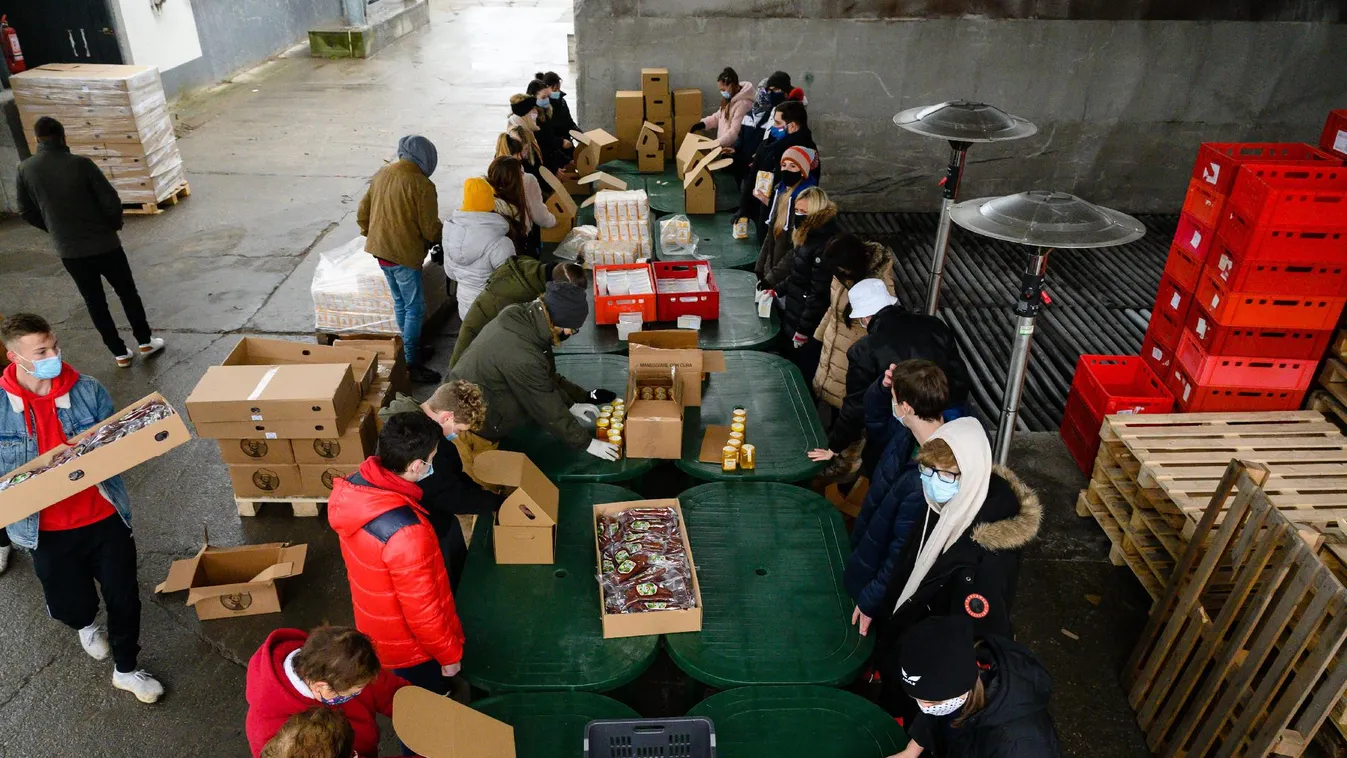 Tízezer élelmiszercsomag jut a nélkülözőkhöz az ünnepek alatt