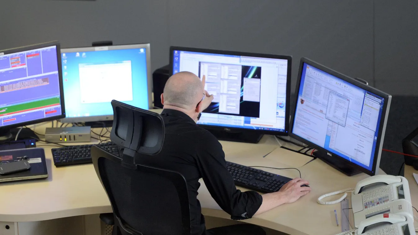 Kínai hekkerek támadják az amerikai haditengerészetet