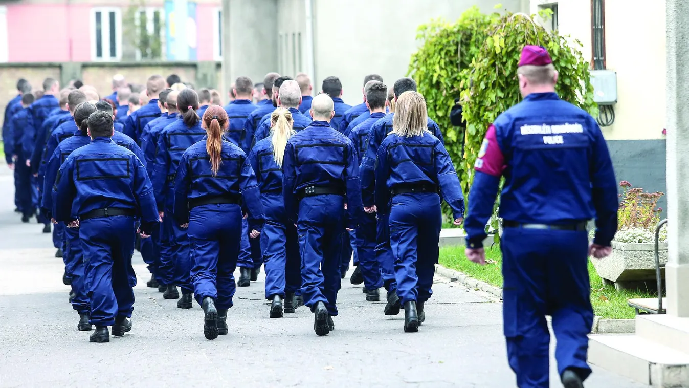 Az LMP felszólította a kormányt, a Párbeszéd Pintérben bízik