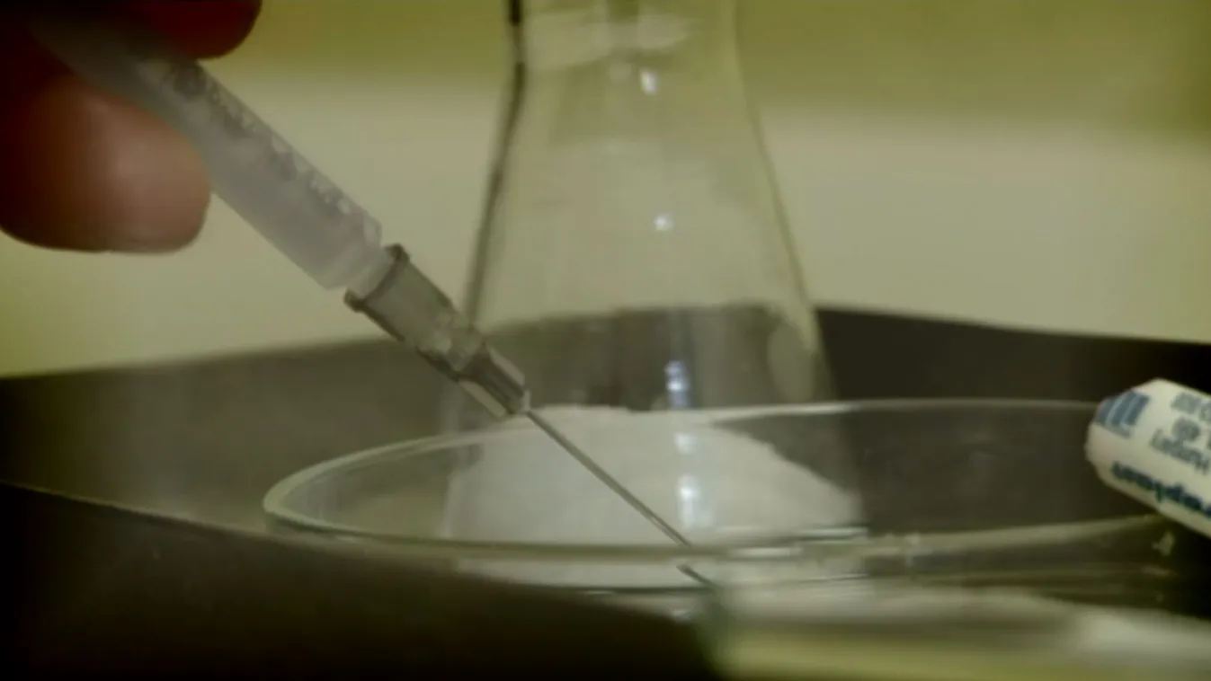 Felfüggesztett börtönnel megúszta a kuruzsló