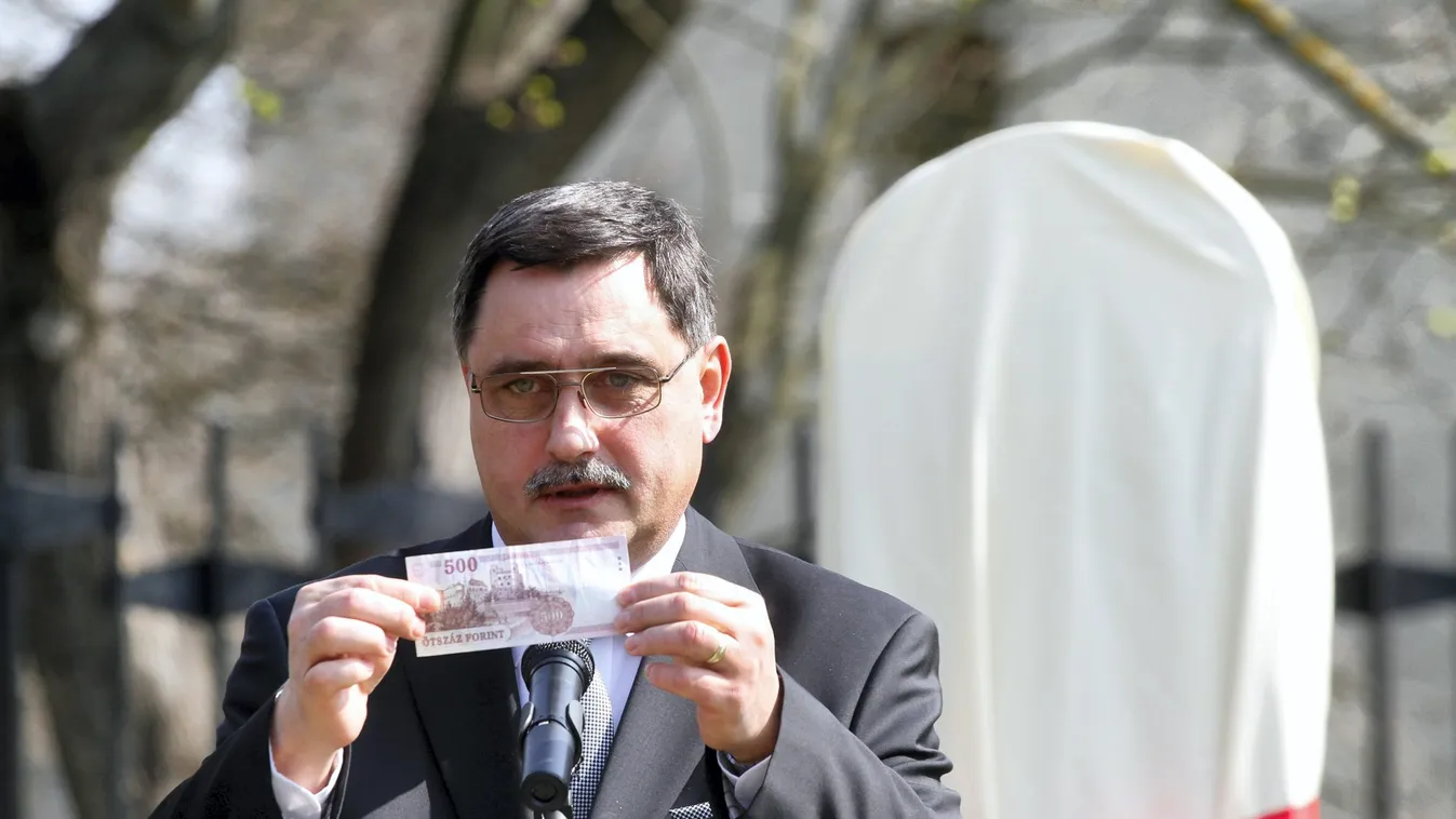 Fideszes rokon borászatára is jut uniós pénz