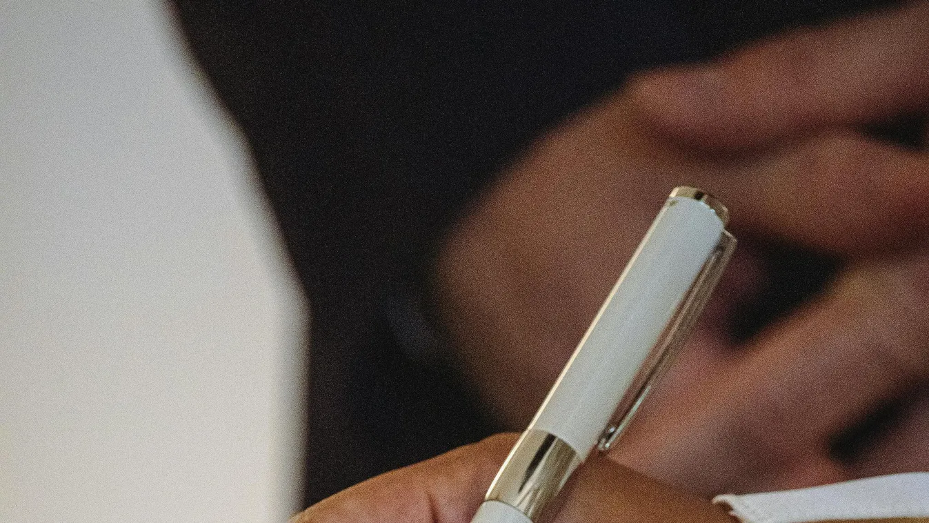 Olaszországban összegyűltek az aláírások a népszavazás kiírásához