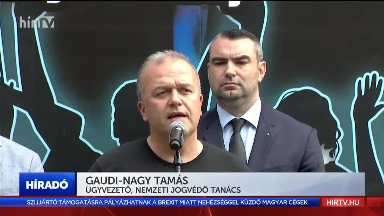 Elindult a Vérbe fojtott szabadság című vándorkiállítás