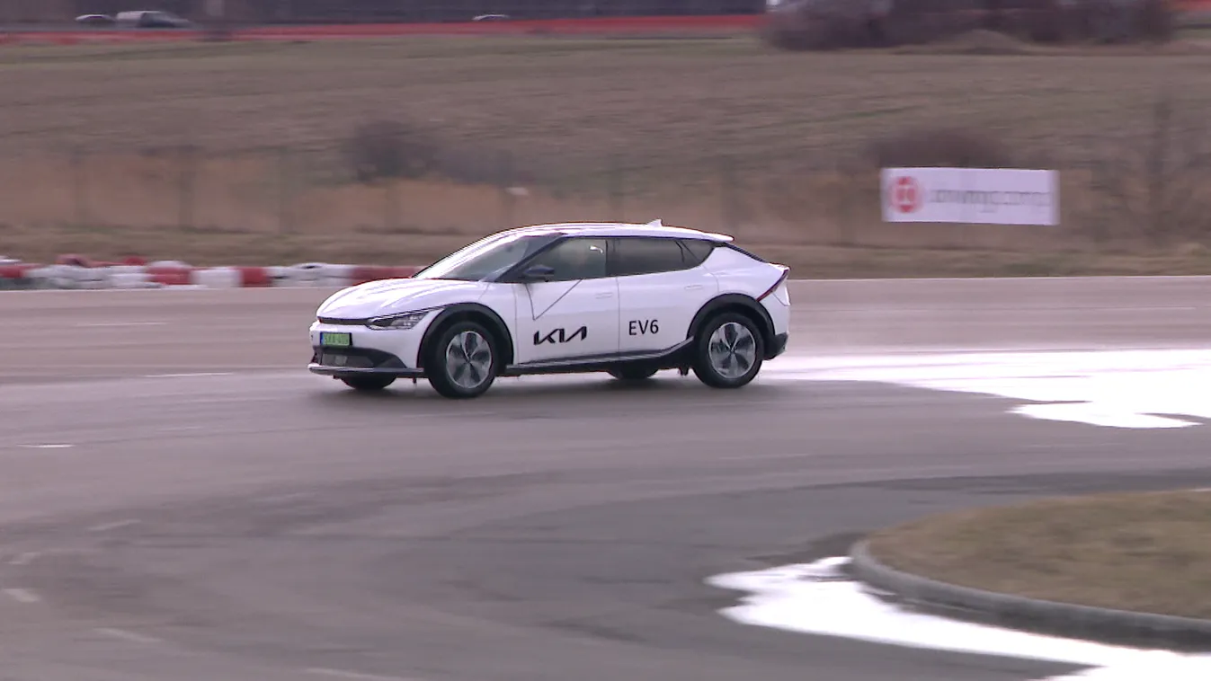 Az MVM Csoport e-autós lakossági tartósbérleti szolgáltatást indít