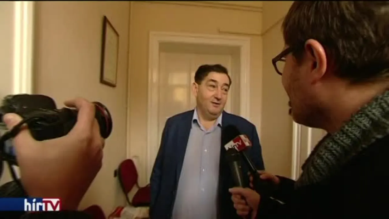 Már követni sem lehet, most hotelcéget alapított Mészáros