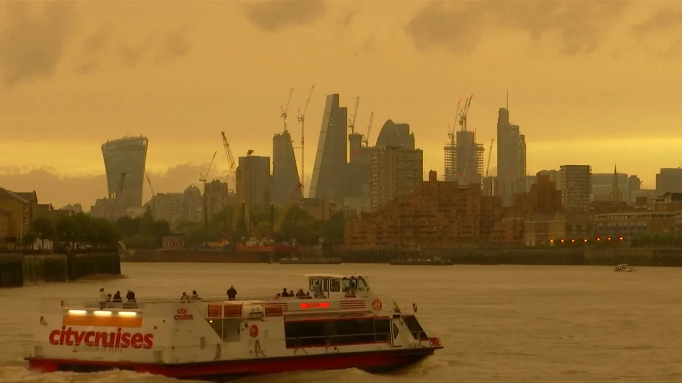 Sűrű homokfelhő érkezik a Szaharából Európába
