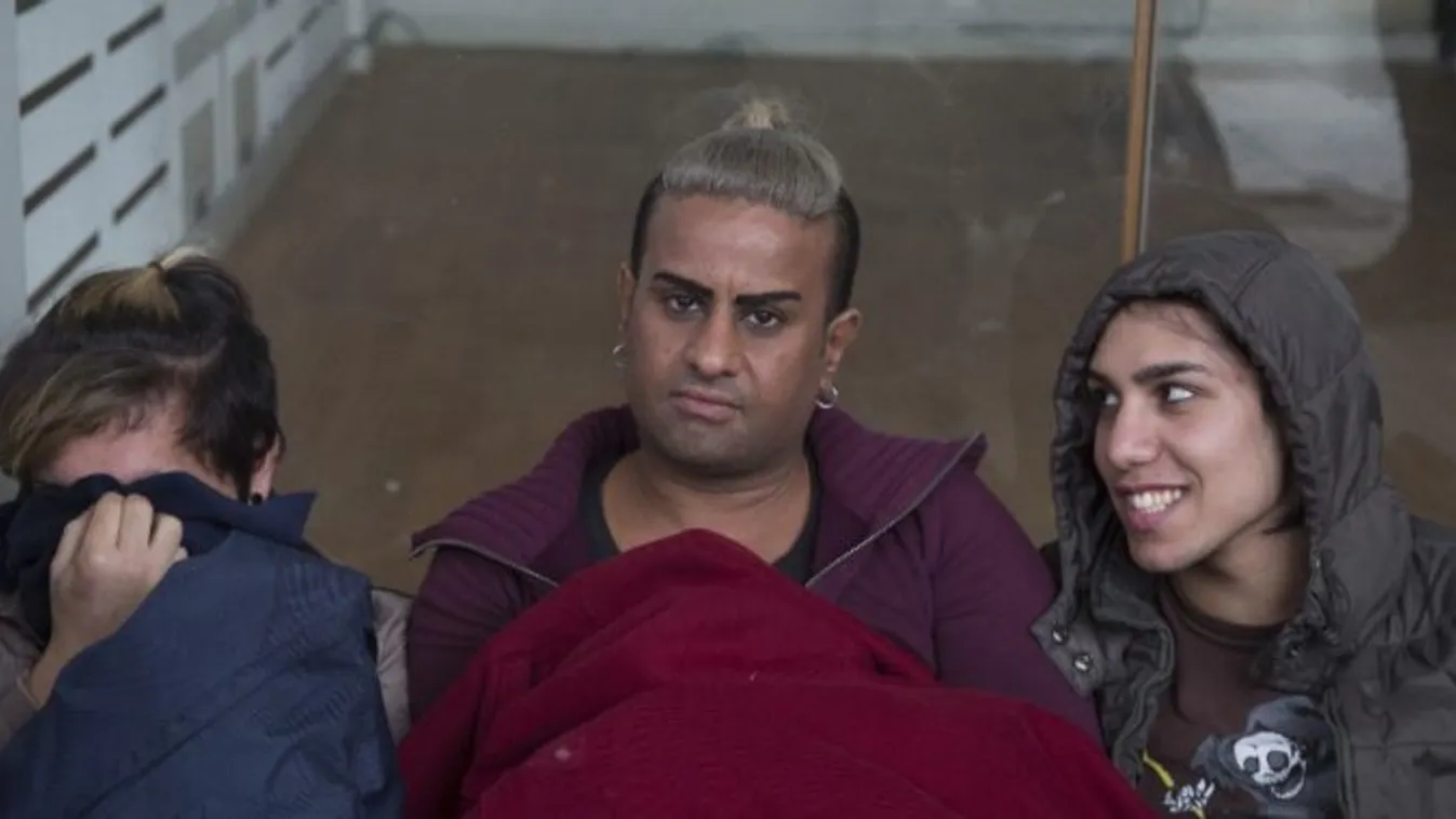 Svéd köztévé: a marokkói „menekültek” 90 százaléka hazudik az életkoráról