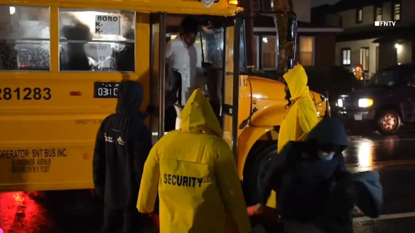 New Yorkban már az iskolákban is migránsokat szállásolnak el